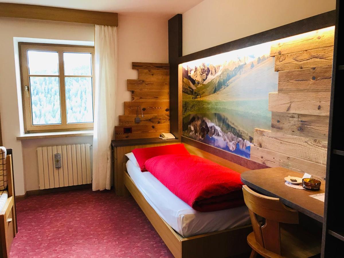 Rifugio Capanna Passo Valles Falcade Bagian luar foto